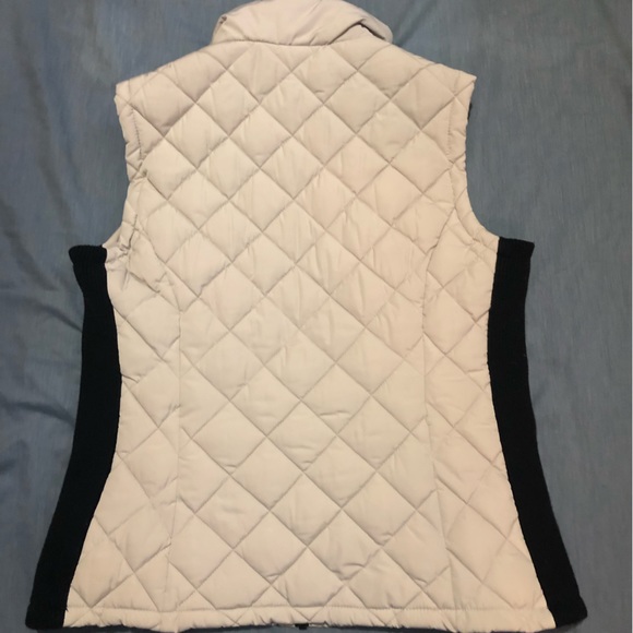 Andrew mark puffer like slash reverse weave vest women’s size M awesome look - Picture 2 of 4
